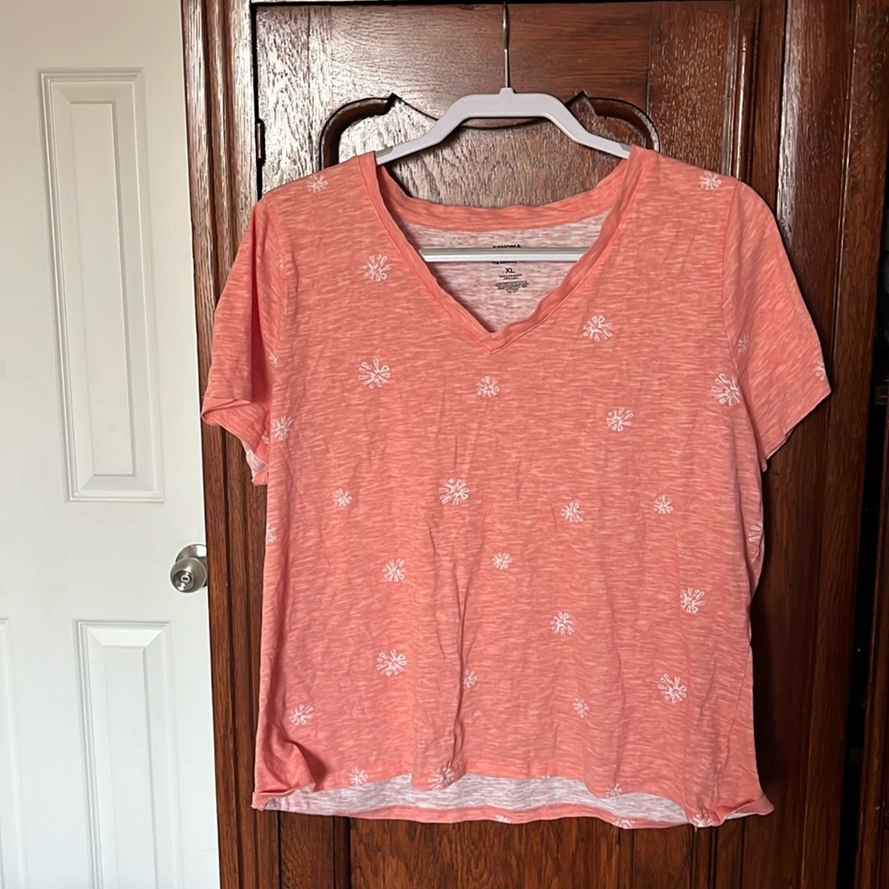 Women’s Coral V-neck T-shirt